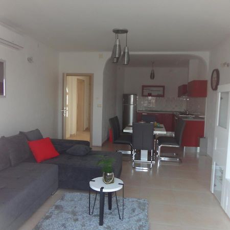 Apartman Bozic Apartment Kastel Stafilic Bagian luar foto