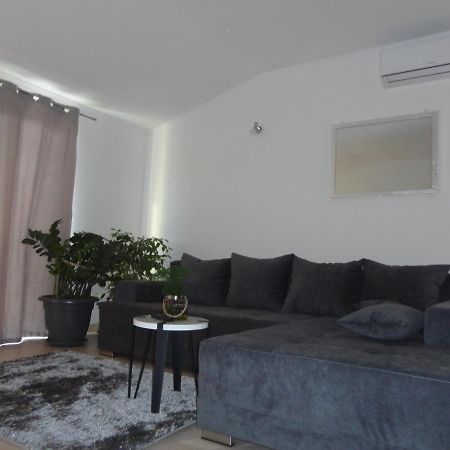 Apartman Bozic Apartment Kastel Stafilic Bagian luar foto